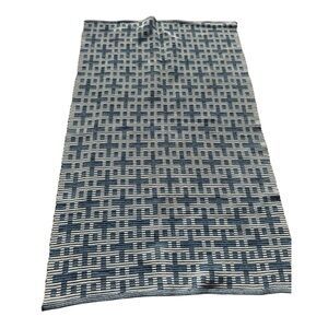 Moroccan Blue and White Geometric Patterned Rug reversible 5x7’